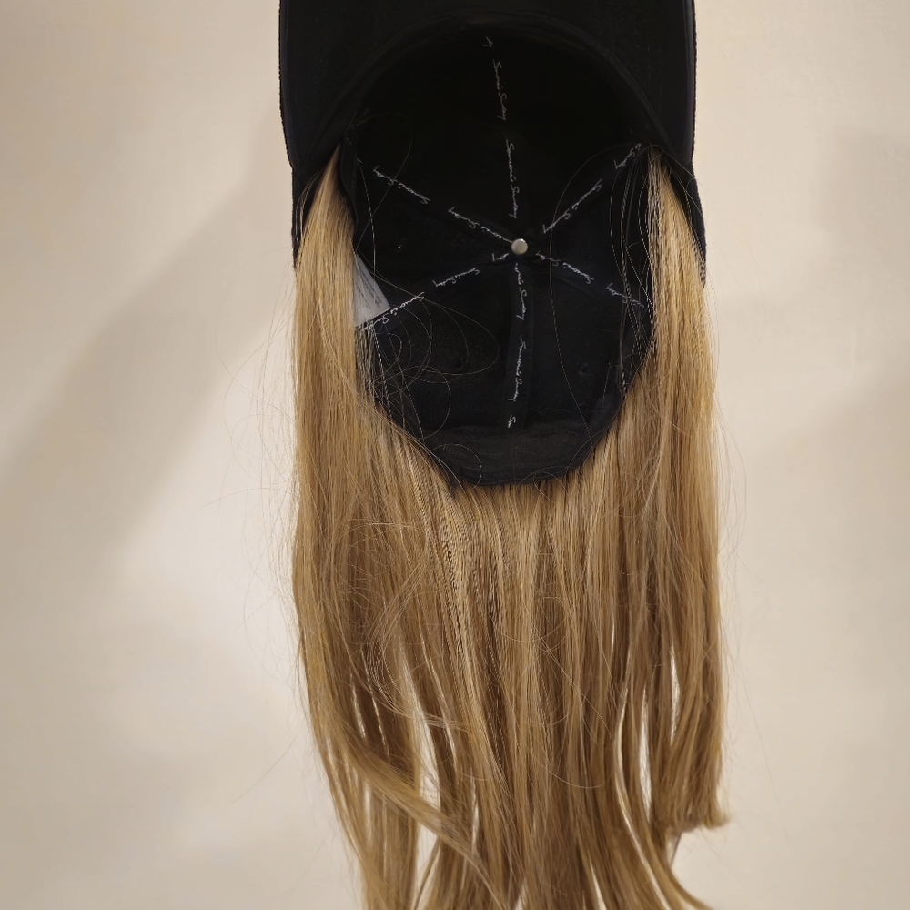 Someone Sunday hat wig with real feeling hair in like new condition Ajustable - Picture 9 of 9